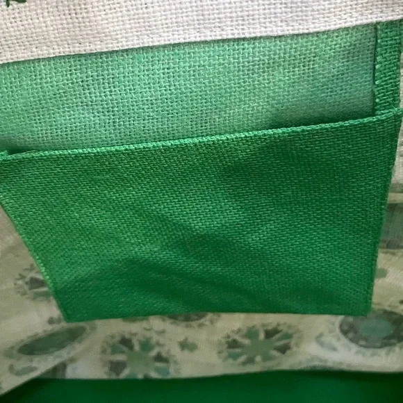 Masters Tote with Yellow and Green Design - Picture 8 of 11
